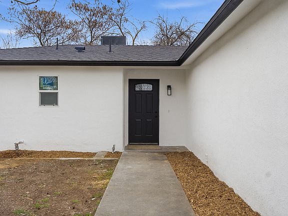 3rd image of 4573 N Woodson Avenue