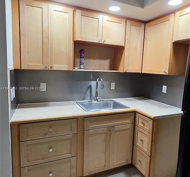 2630 SW 28th St #14 — Photo 1
