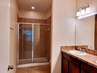 4057 Shade Tree Ln — Photo 16