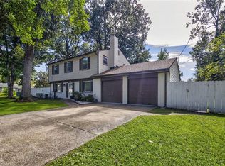 3217 Deer Park Dr, Virginia Beach, VA 23452