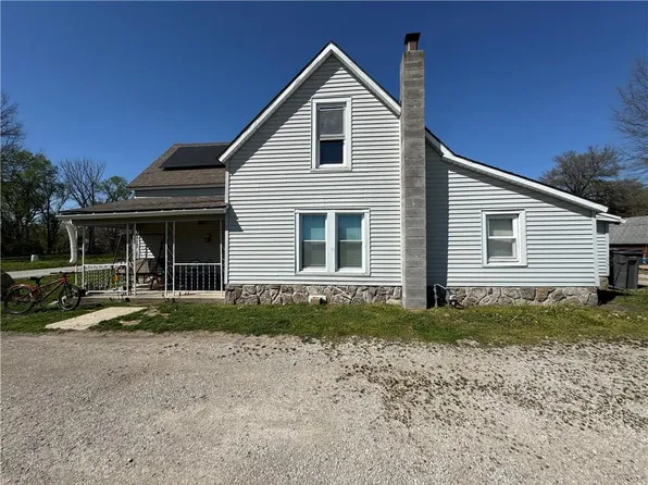 214 Sitter St, Pleasant Hill, MO 64080