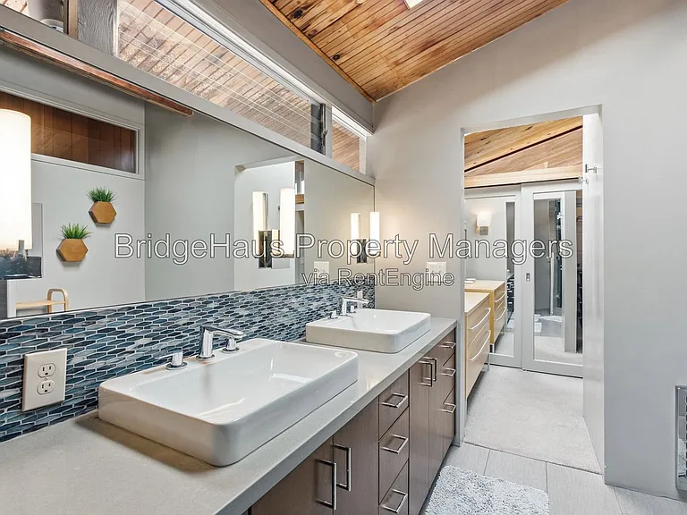 1541 Garrison Pl — Photo 32