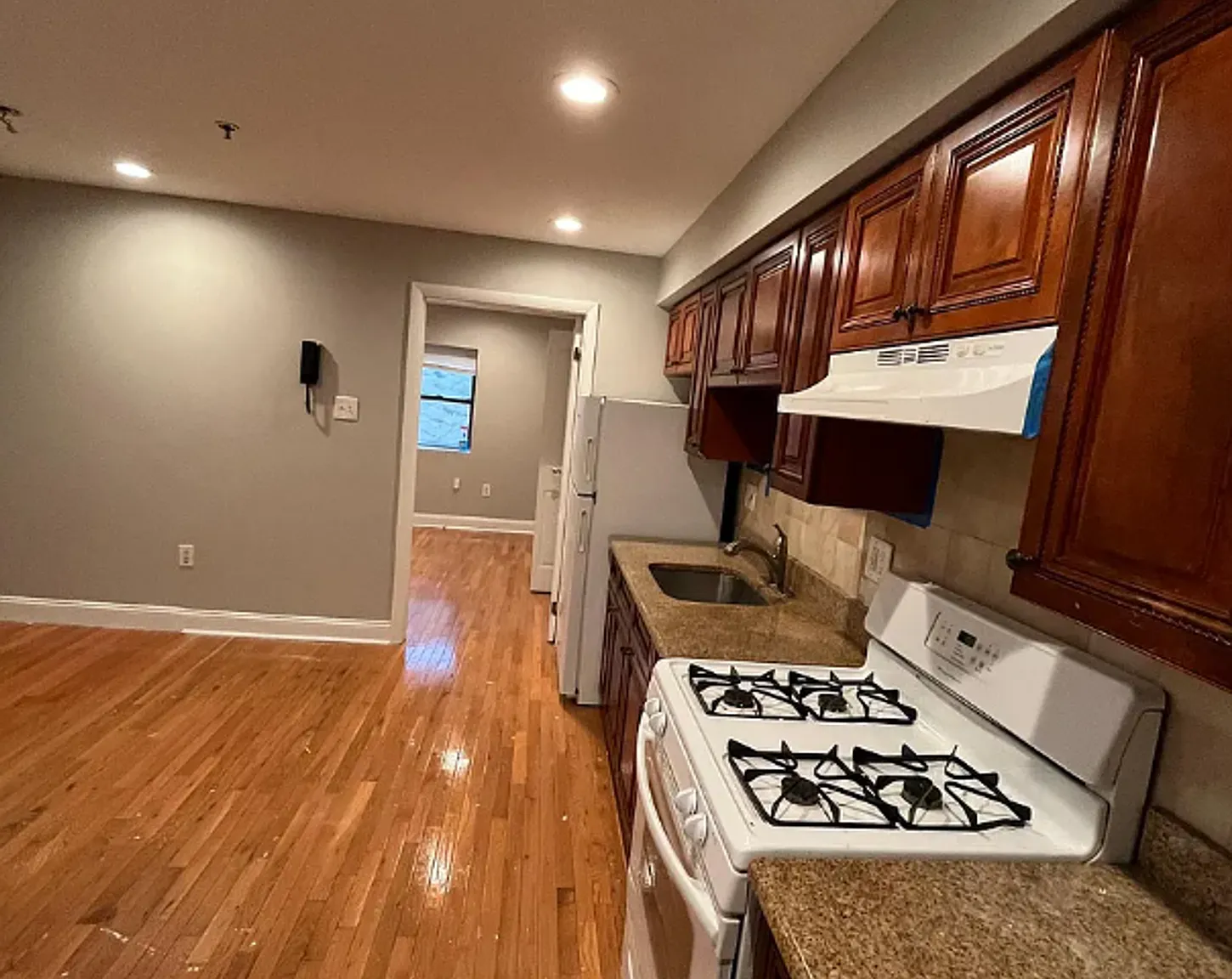 1514 Fairmount Ave Unit 3 — Photo 1