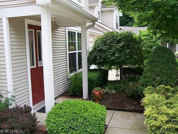 3rd image of 5574 Saint Thomas Ln Unit 1