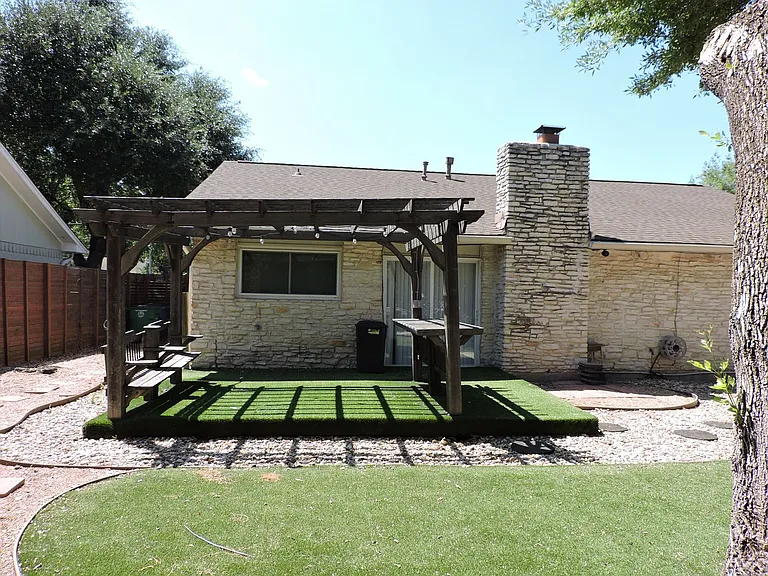 1625 Chippeway Ln — Photo 29
