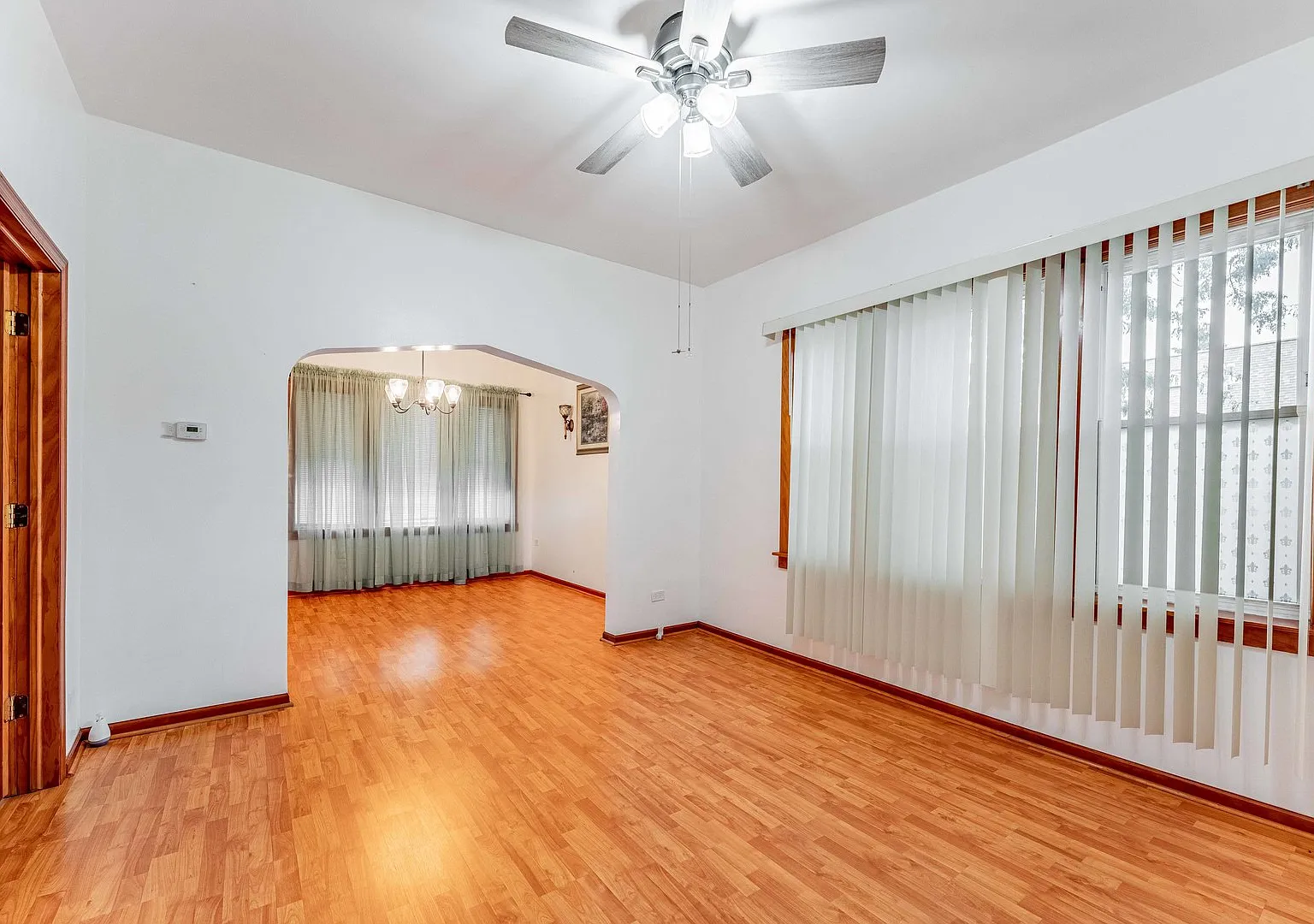 2 bed, 1200 sqft, $1,600 — Photo 3