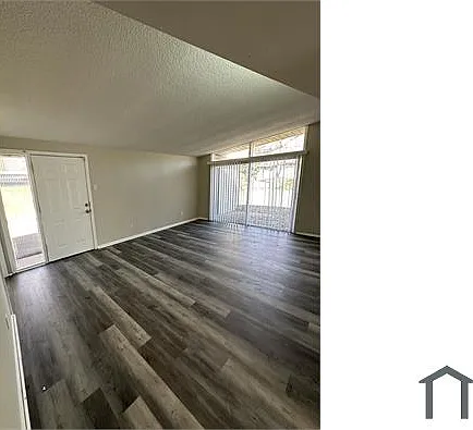 8439 Alder Ave — Photo 11