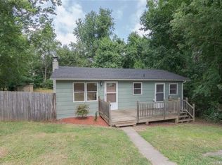 21 Gossett Rd, Candler, NC 28715