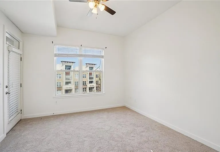 390 17th St NW #6009 — Photo 16