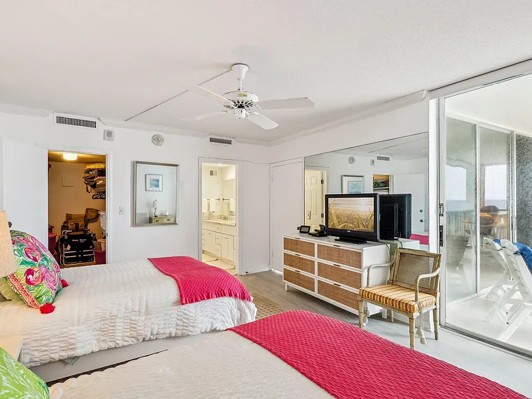 5400 N Ocean Dr E #PHA — Photo 18
