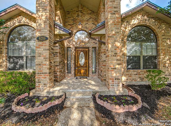 3rd image of 6219 Cherry Hills Ct