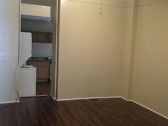 4th image of 1622 S 4th St #4475383