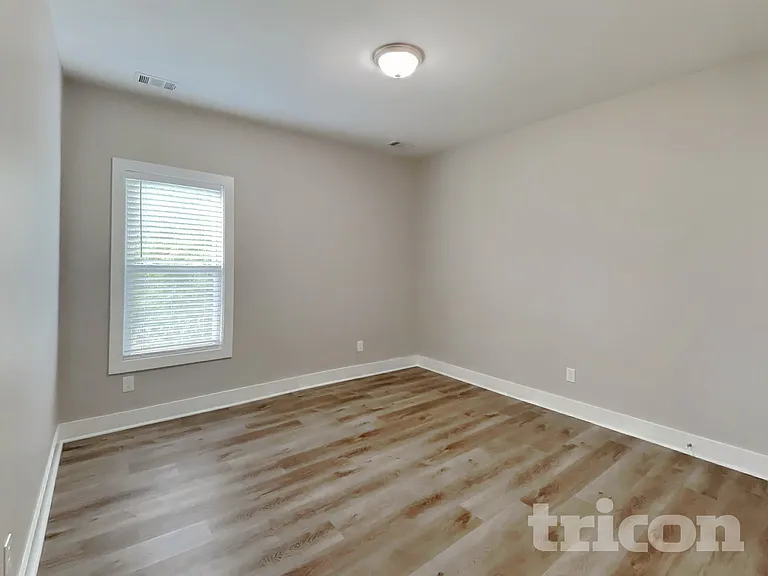 1765 Bridgecrest Dr — Photo 12