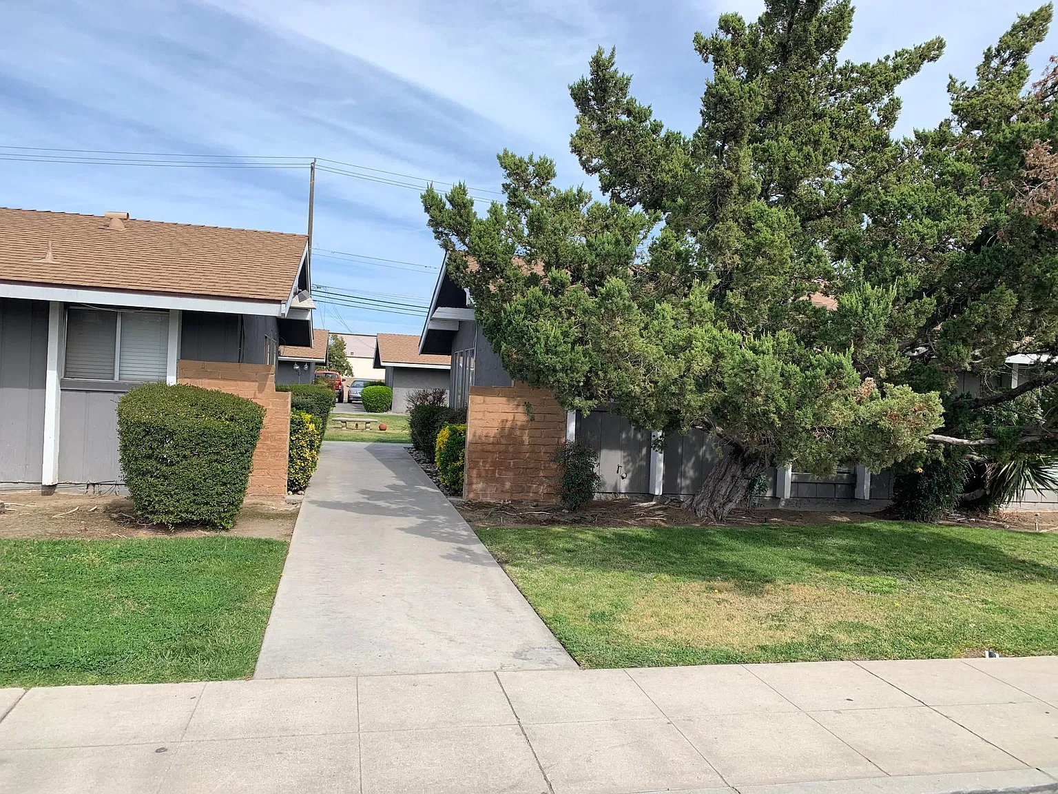 2 bed, 1.5 bath, 980 sqft, $1,500 — Photo 1