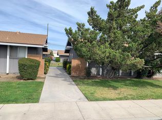 81 W Santa Ana Ave #B, Clovis, CA 93612