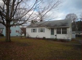 19 Park Circle Dr, Dalton, MA 01226