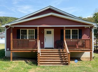 1465 10th St, Waynesboro, VA 22980