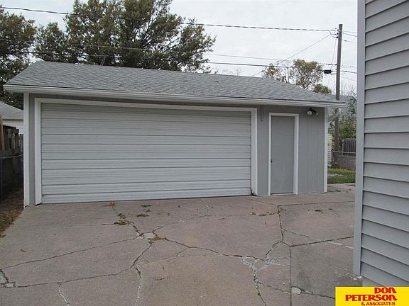 3rd image of 1345 N Somers Ave