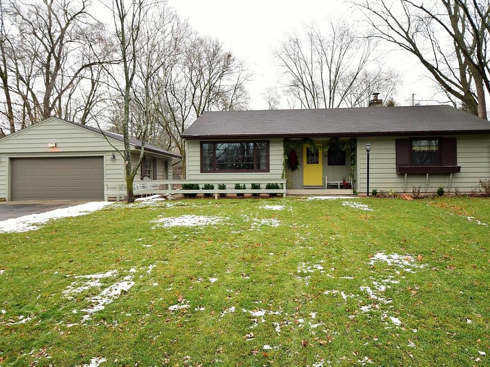 1st image of 340 Westmoor Dr