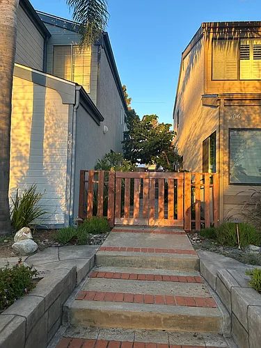 504 S Ditmar St Photo 1