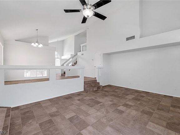 5th image of 1853 Silver Buckle Ct