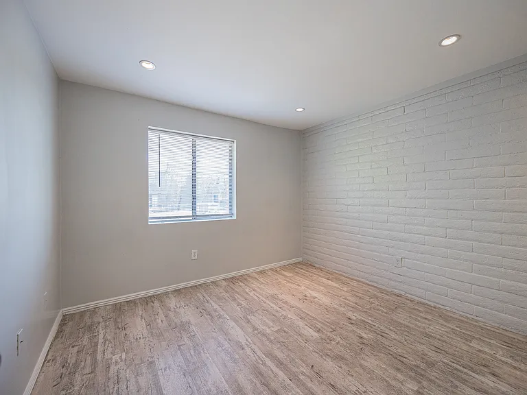 1234 N 36th St #204 — Photo 10
