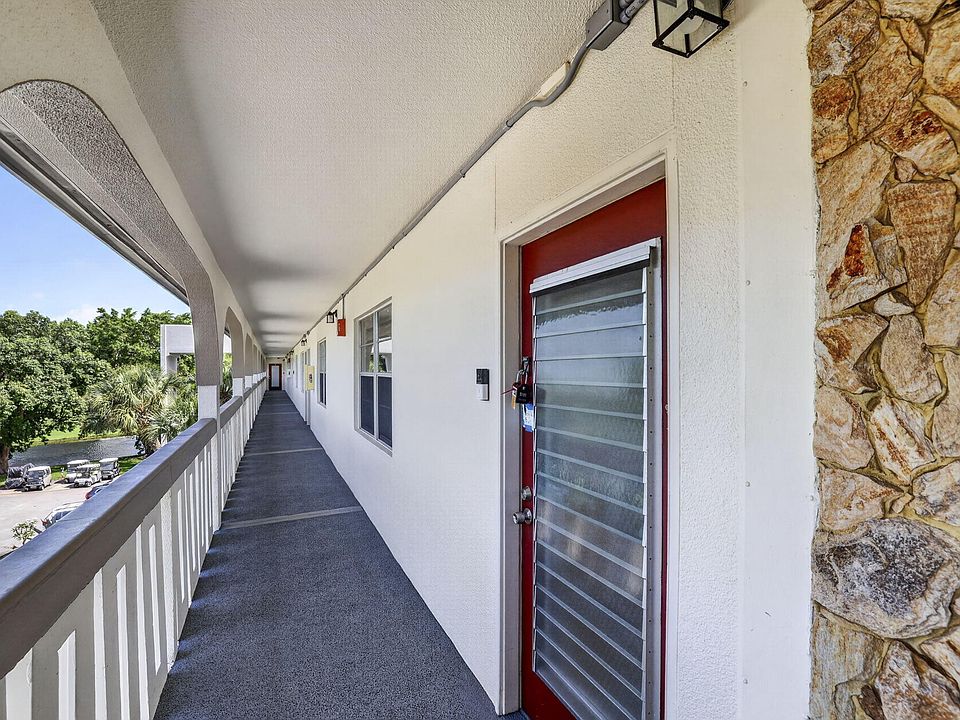1st image of 3402 BIMINI Lane #F4