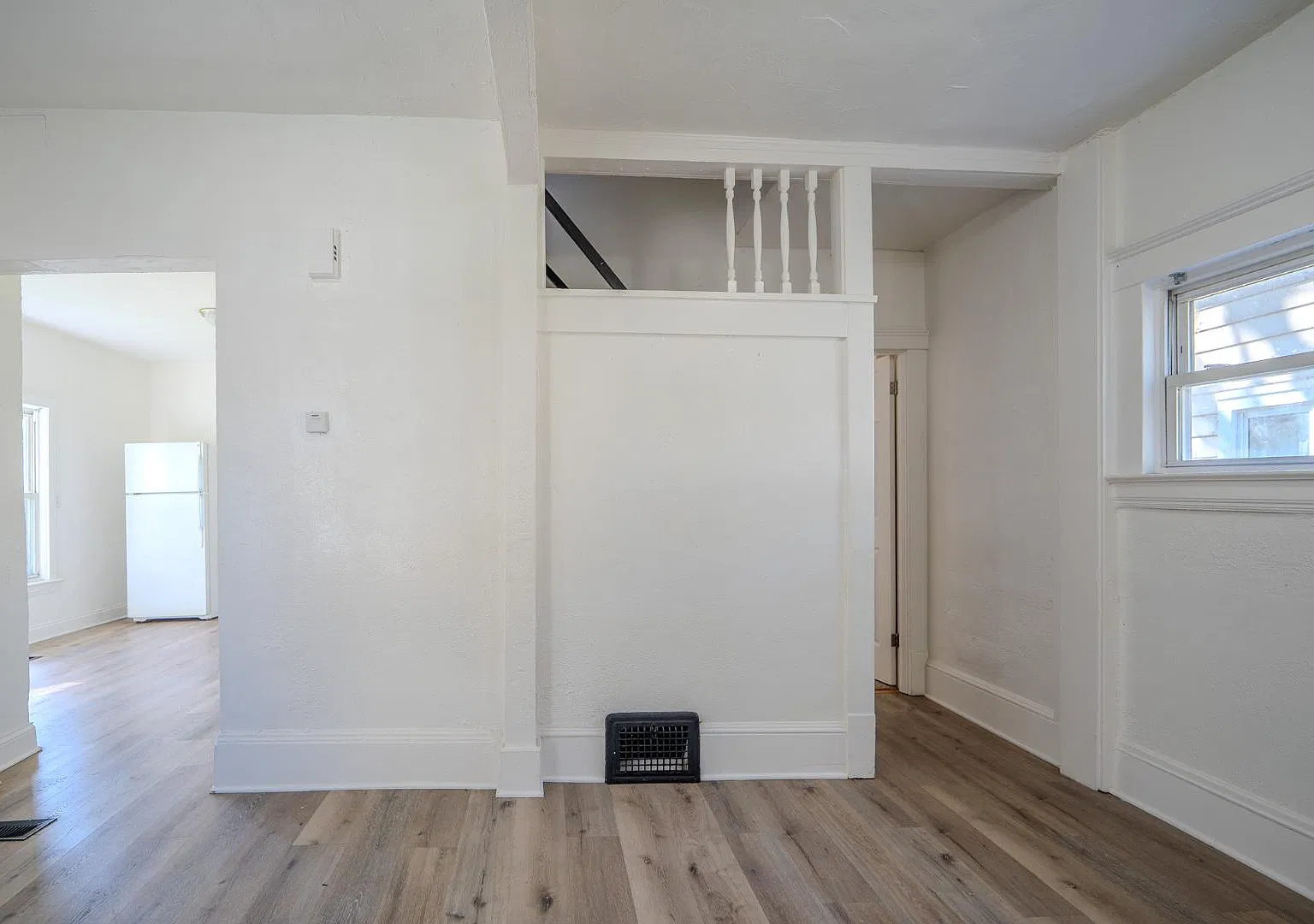 3005 Roanoke Ave — Photo 2
