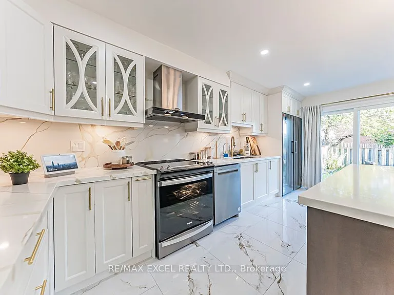 311 Conley St — Photo 21