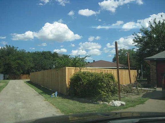 4th image of 332 Westwood Ct