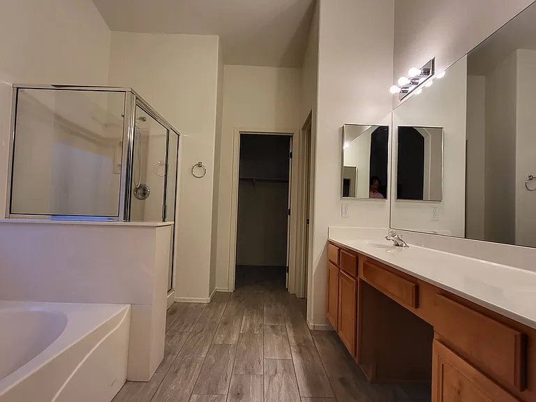 4128 W Menadota Dr — Photo 6