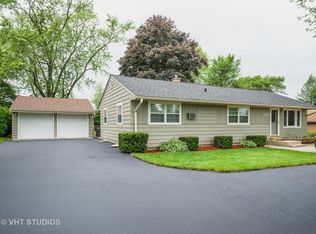 2540 N Bonnie Brook Ln, Waukegan, IL 60087