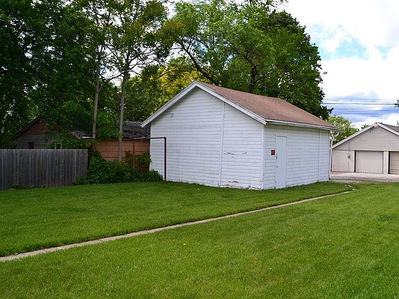2nd image of 2709 Dodge Ave
