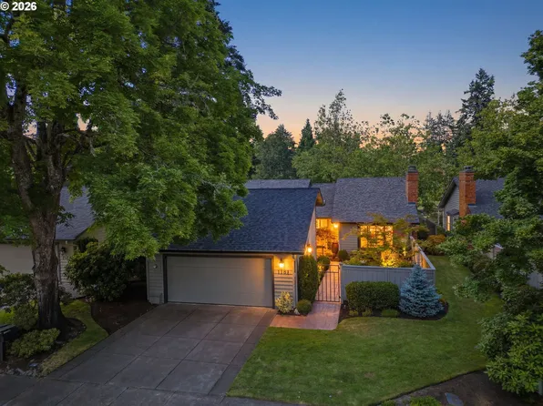 1151 Spyglass Dr, Eugene, OR 97401