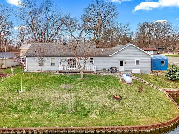 2nd image of 6877 Rowley Dr