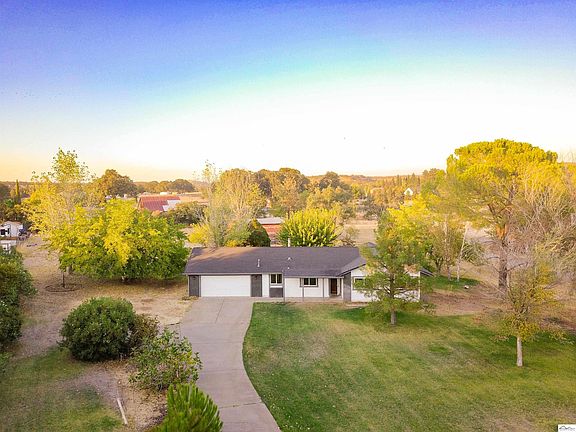2nd image of 22780 Slow Creek Ct