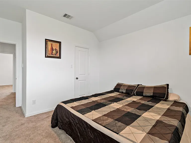 14010 Hartford Heights Way — Photo 13