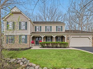 220 Dover Cir, Lincolnshire, IL