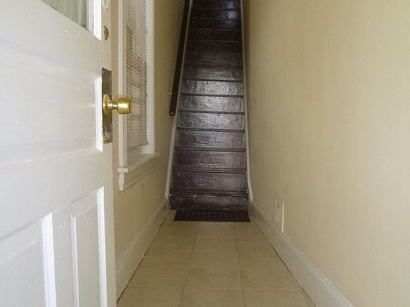 2nd image of 6358 Cherokee St Floor 2