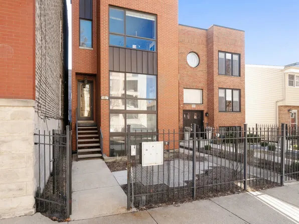 2407 W Moffat St #1, Chicago, IL 60647