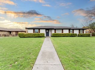 801 Lake Highlands Dr, Allen, TX 75002