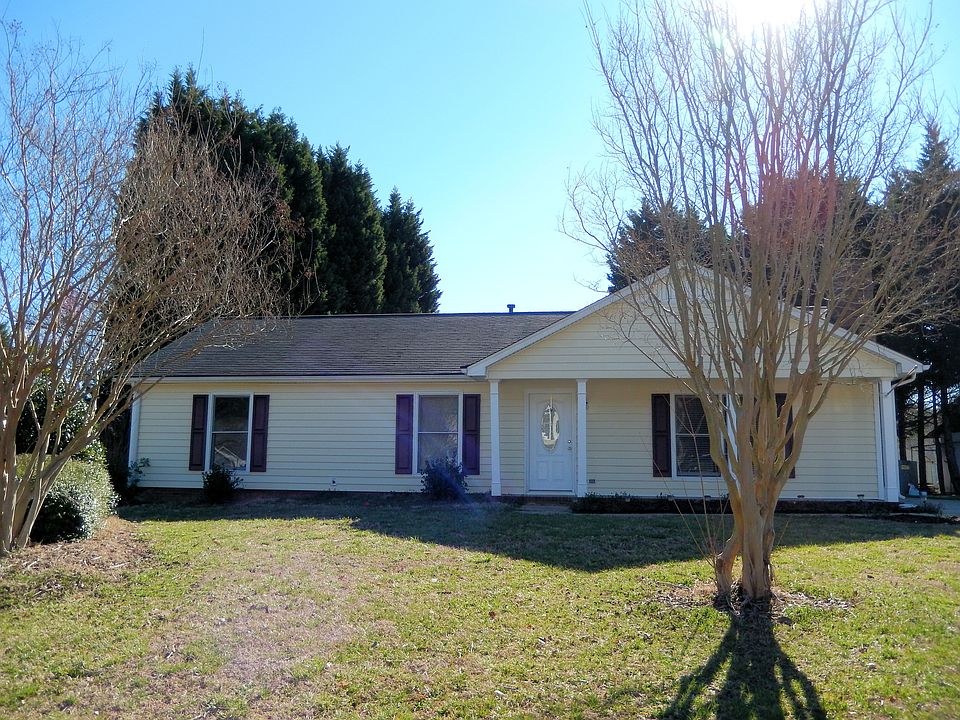 1st image of 2450 Caswell Ct