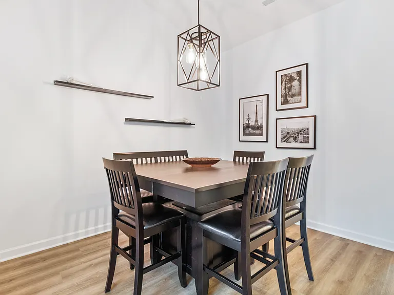 5006 Carleton Dr #77 — Photo 8