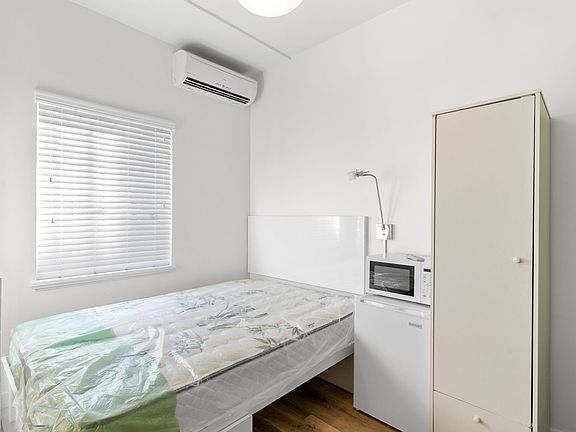 2nd image of 335 Pacific Ave #16