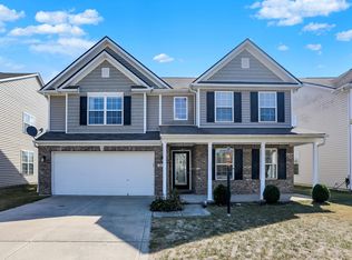 3215 Parkview Dr, Columbus, IN 47201