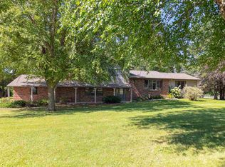 1609 Jepsen Rd, Cedar Falls, IA 50613