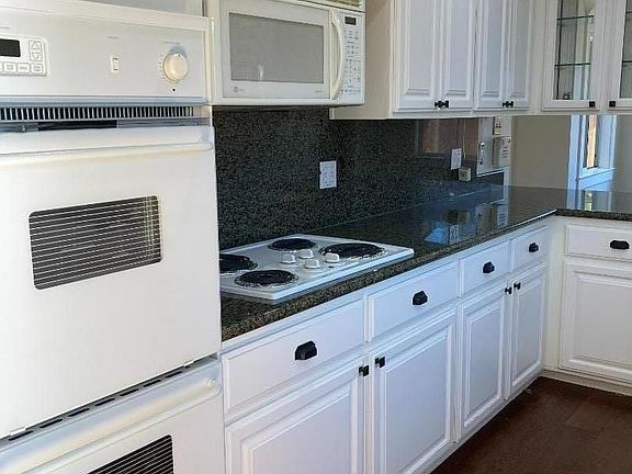 4th image of 2340 Rosita Ct