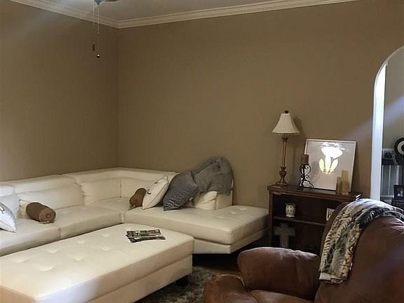 5th image of 6042 Lakeside Dr
