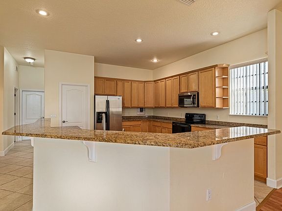 4th image of 4068 Gardenwood Cir
