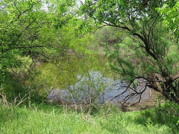 5th image of 1605 Fm 367 E
